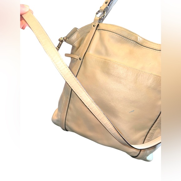 Coach Audrey Andie Cinched Tote with removable strap - Picture 5 of 16